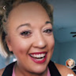 Meet your Posher, Janelle